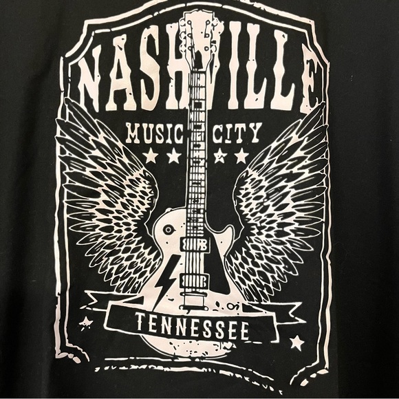 Nashville Tee - Picture 2 of 3